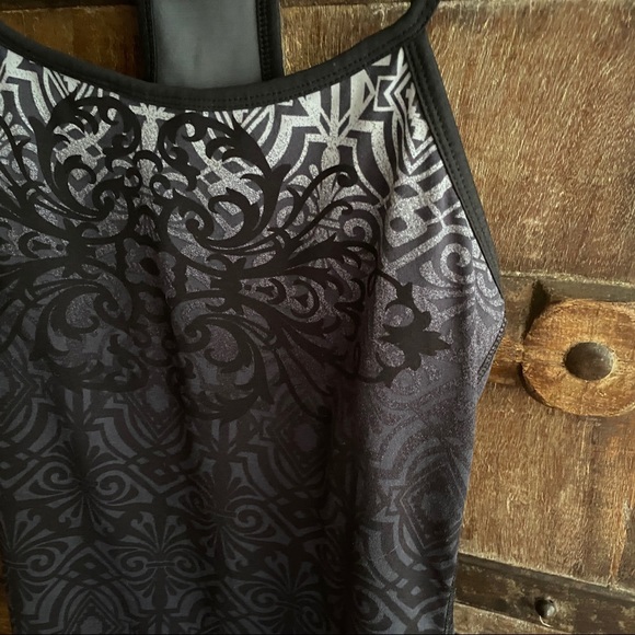 Athleta athletic tank top - Picture 2 of 10